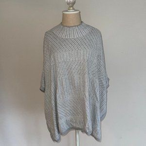 Banana Republic Factory Reversible Poncho SZ M/L